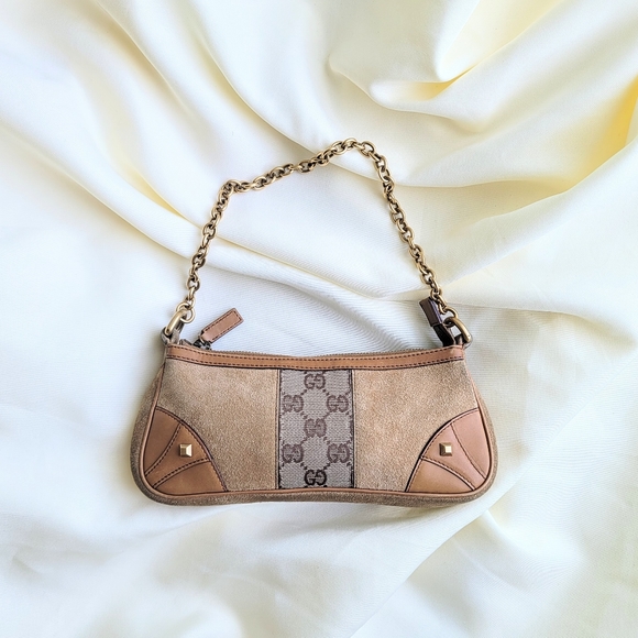 🍯GUCCI SUEDE CHAIN POCHETTE🍯 - Picture 3 of 12